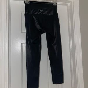 Womens small K-DEER high shine leggings black